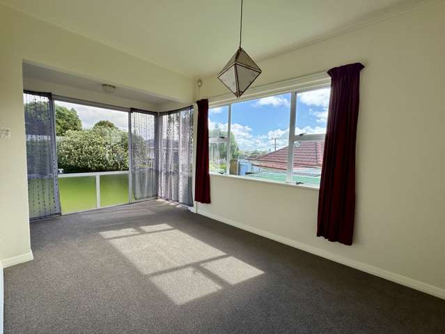 60 Te Kawa Road One Tree Hill_3