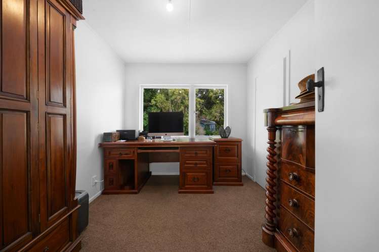 120 Kawakawa Bay Coast Road Kawakawa Bay_13