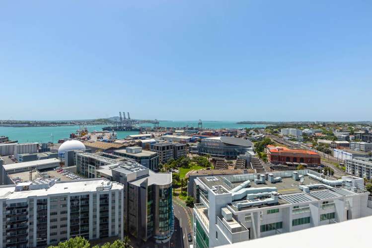 1502/70 Anzac Avenue City Centre_9