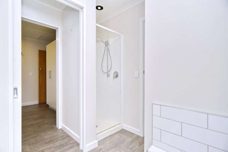 2 Bowie Drive Woodend_14