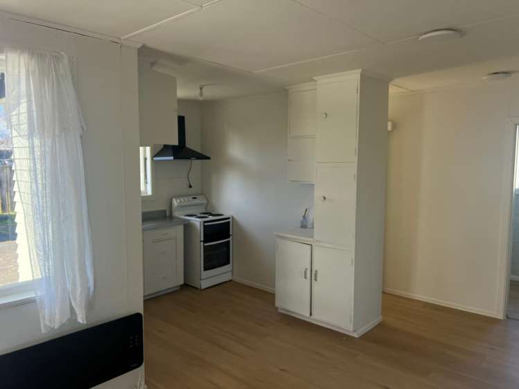 8 Hingaia Street Turangi_4