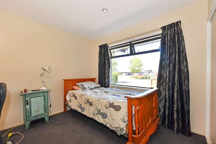 1 Eastfield Drive Lincoln_12