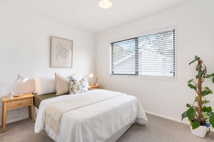 2/46 Gladys Avenue Glenfield_8