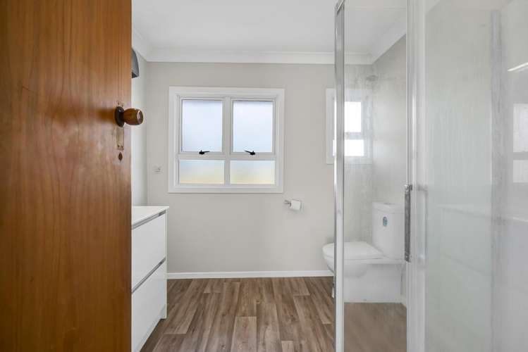 5784 South Road Rahotu_13