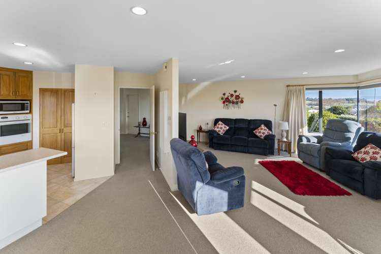 44 Olympus Way Richmond_5