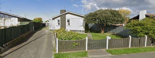 Dinwiddie Avenue, Onekawa