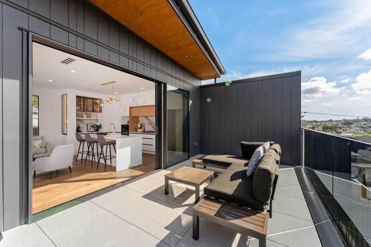 8B William Souter Street_0