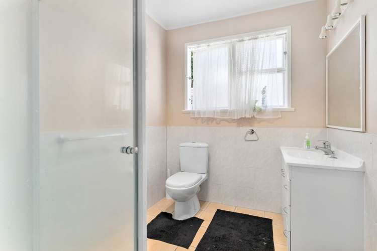 12 Anzac Road Gate Pa_3