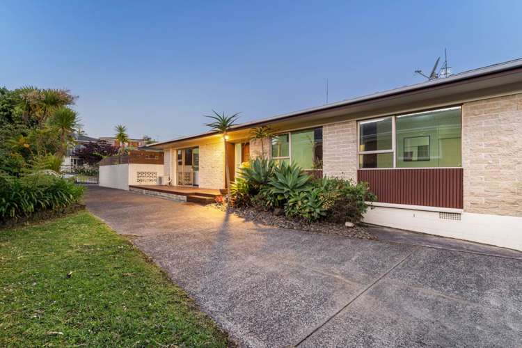 37 Nui Mana Place Te Atatu South_18