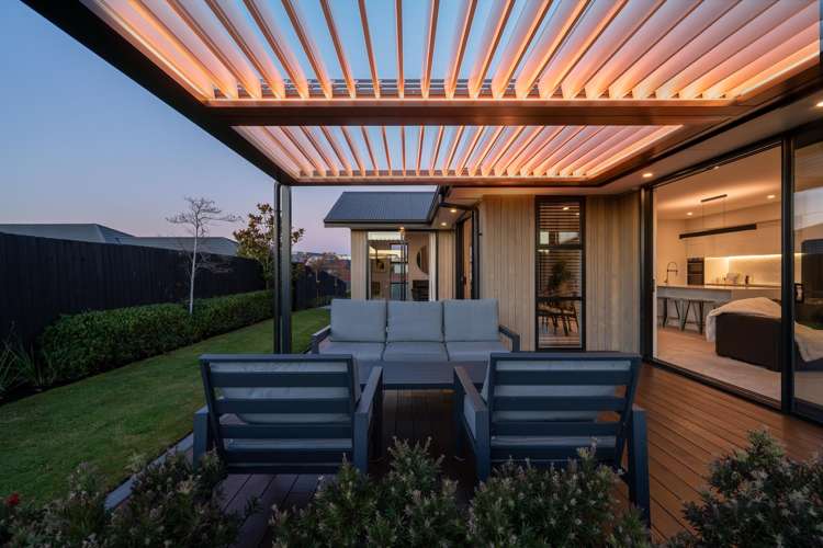 11 Minorca Lane Burwood_47