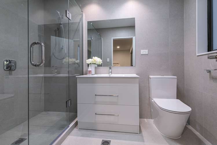 6 Paparahi Place Wainui_22