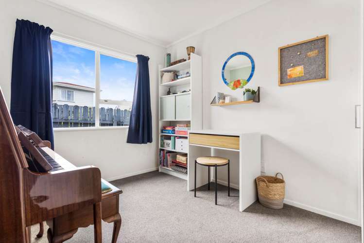 10 Kepler Place Clover Park_12