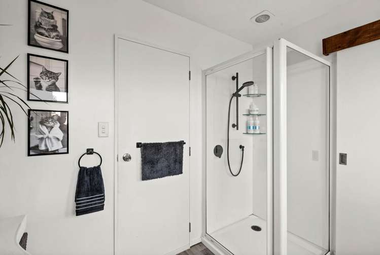 7 Ted Harpur Place Onekawa_7