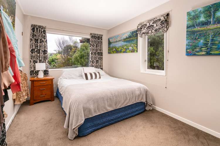 28 Welland Place Island Bay_13