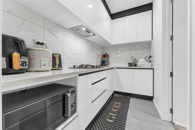 15 Uru Drive Flat Bush_9