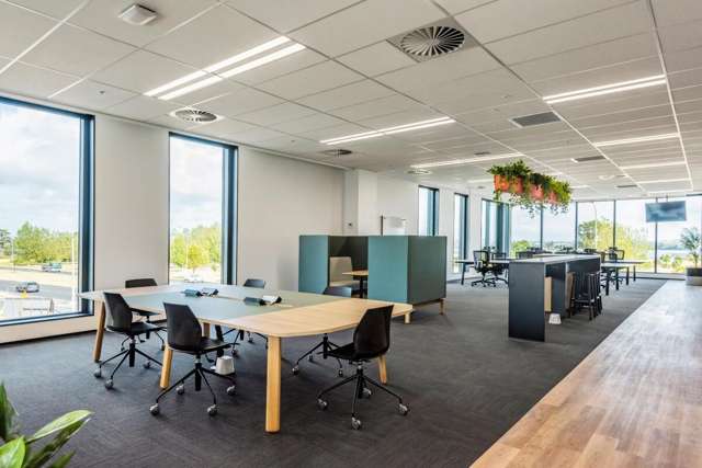 Modern Office in Wynyard Wood House