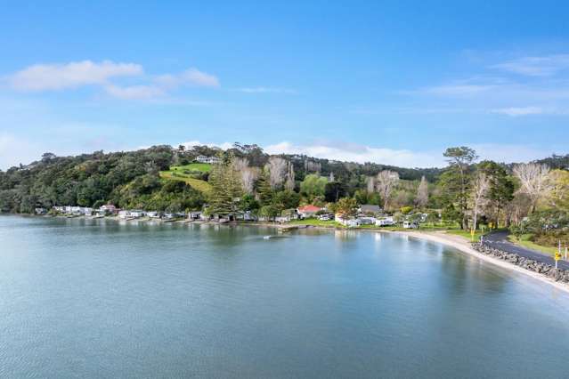 1334 Sandspit Road Sandspit_2