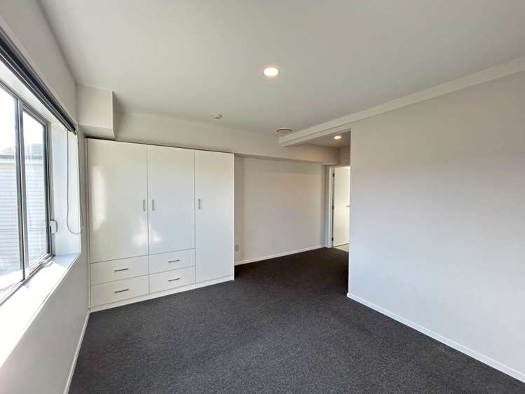 60 Niu Lane Te Atatu South_5