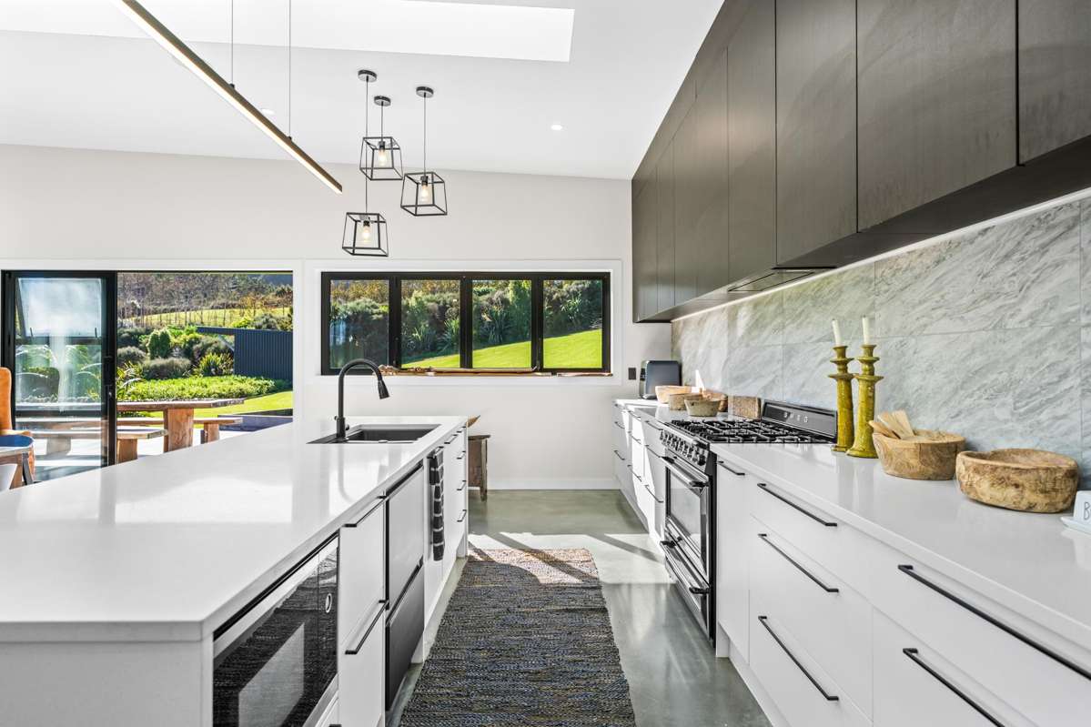 120 Robert Hastie Drive_1
