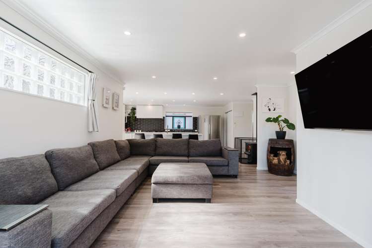 18 Jasmine Avenue Dinsdale_2