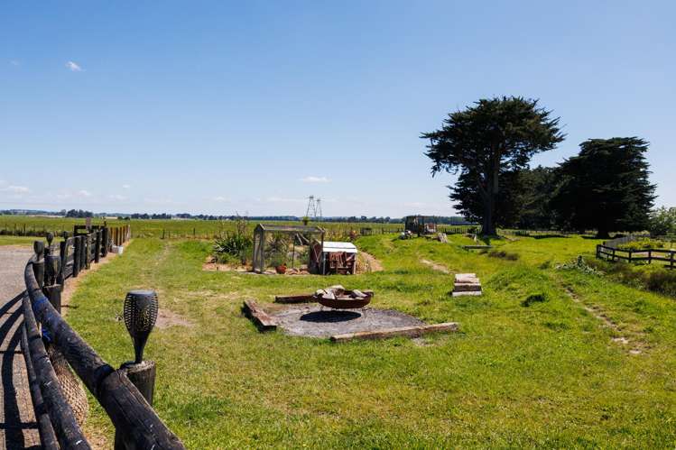 359 Newbury Line Newbury_44