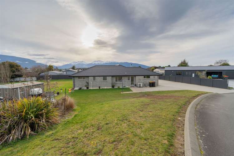 25 Tawera Place Te Anau_34