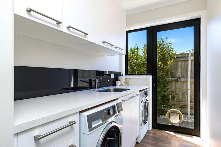 33 Blackmore Place Springlands_28