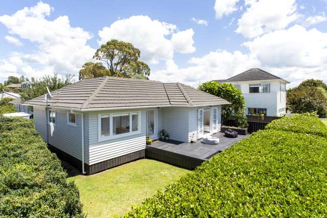 58 Kervil Avenue Te Atatu Peninsula_1