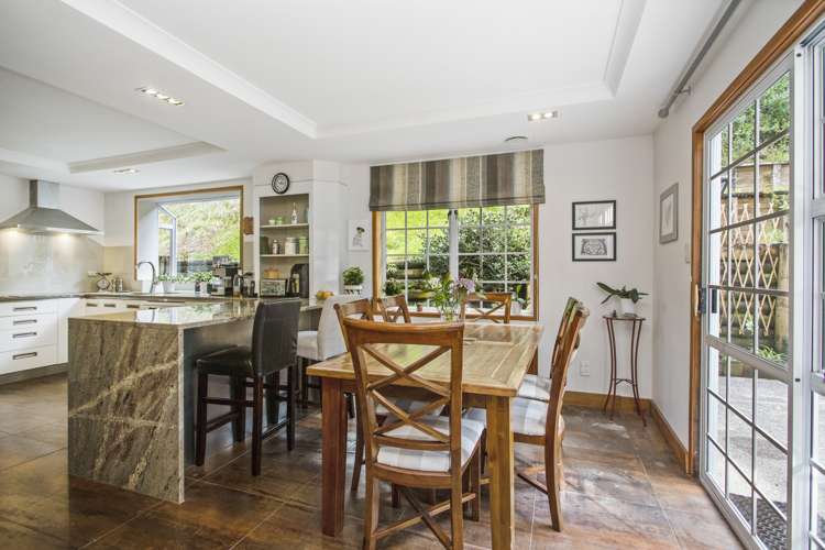 31 Laingfield Terrace Laingholm_9