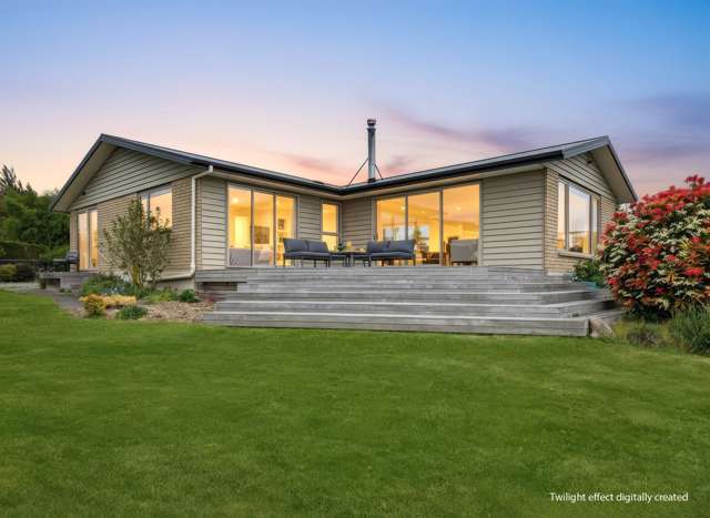 Come Home to Space, Sunshine & Views