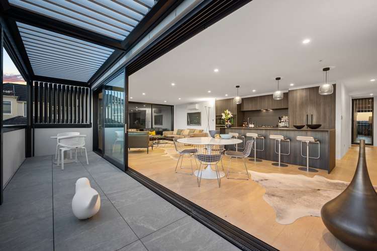 314a Hurstmere Road Takapuna_10