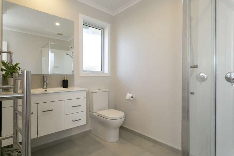 22 Huka Heights Drive Rangatira Park_11