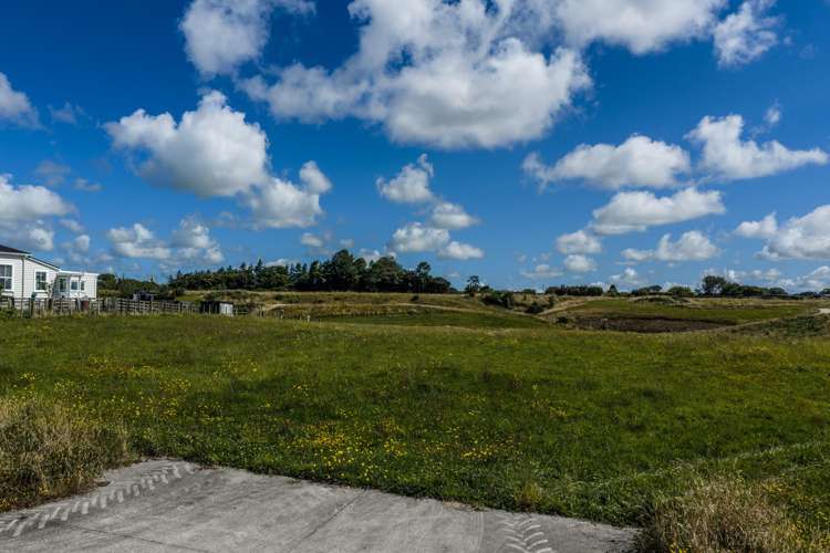 31, 33, 35 Hills Road Stratford_6