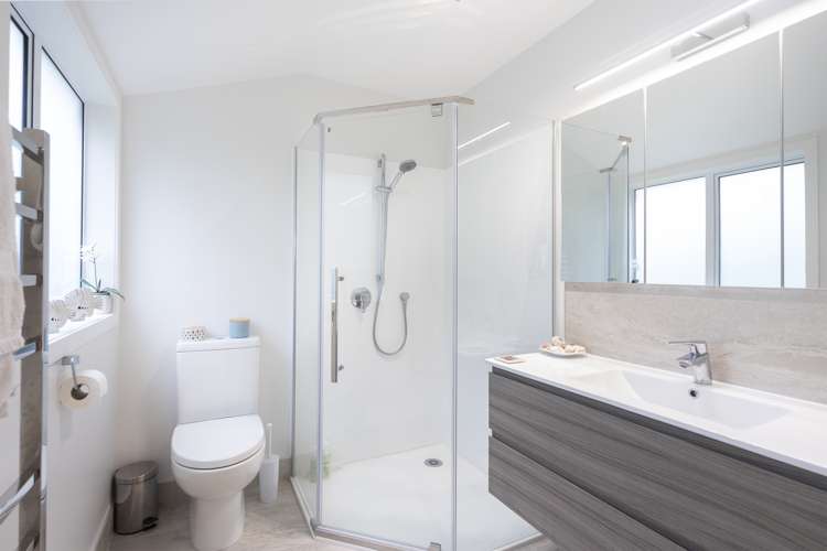 24 Hampton Mews Snells Beach_12