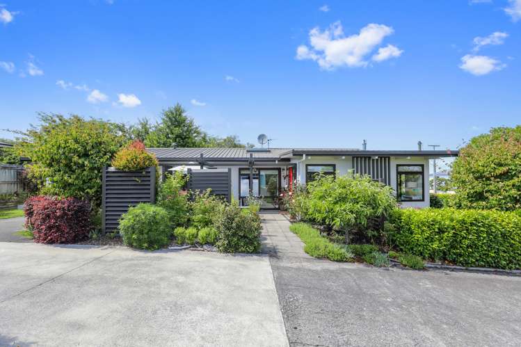 2/14 Mere Road Taupo_24