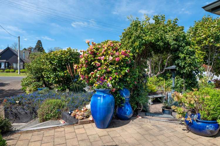 9 Gillies Avenue Central_34