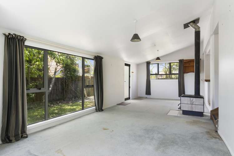304 Glengarry Road Glen Eden_2