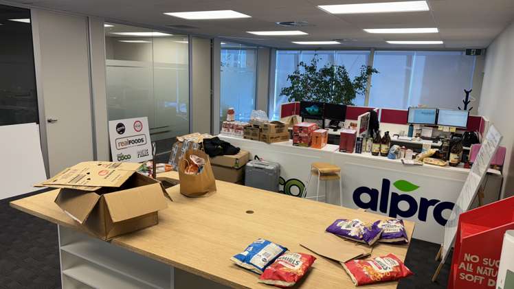 2-8 Pavilion Drive Mangere_3