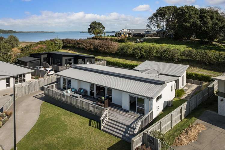 12 Anatere Rise Athenree_23