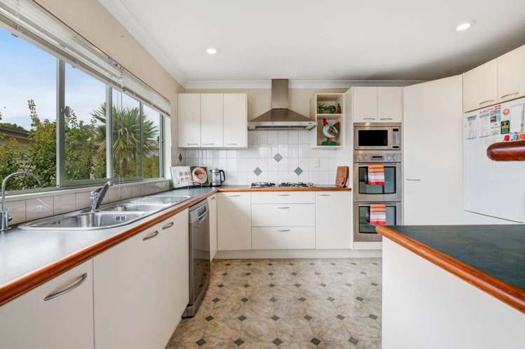 17 Fishermans Cove Army Bay_10