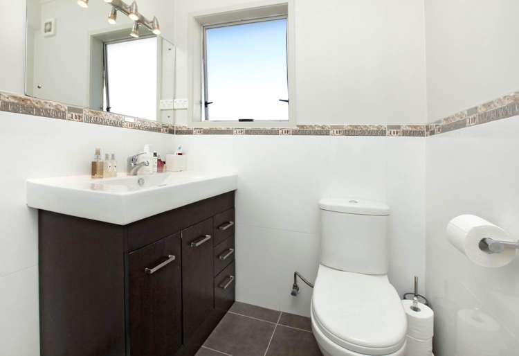 2/5 Orakei Road Remuera_6