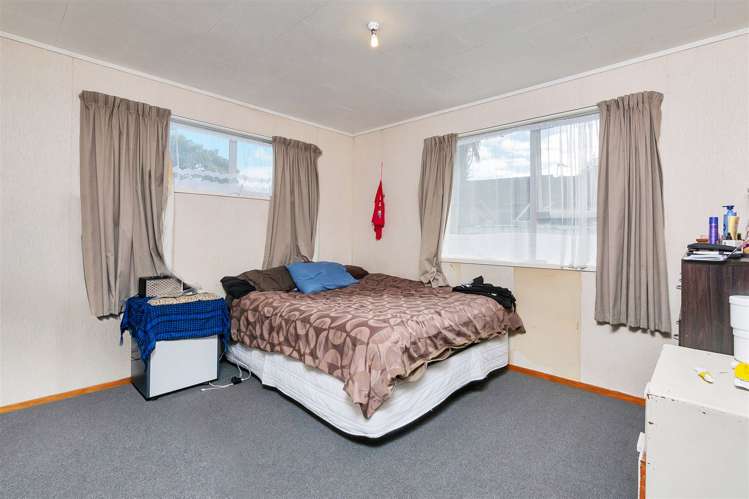 25 Fairdale Avenue Red Hill_14