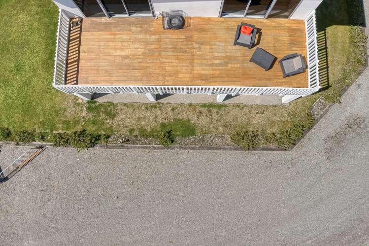 91 Beach Road Kakapotahi_38