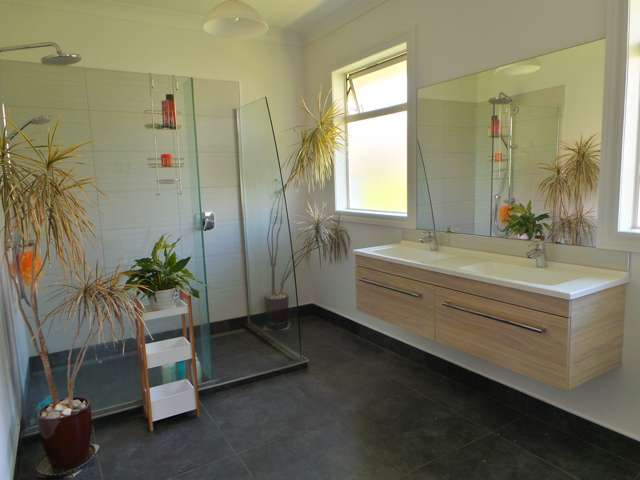 5 Saxton Street Levin_1