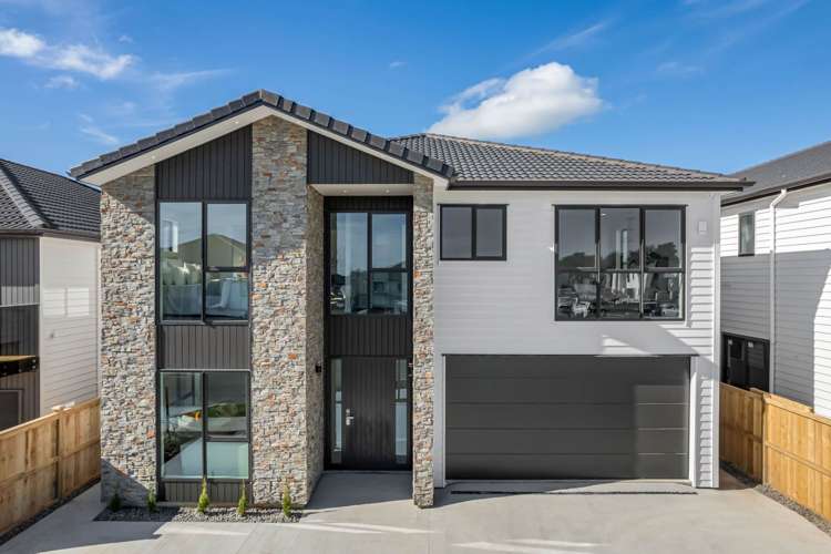 25 Knockanara Drive Flat Bush_35