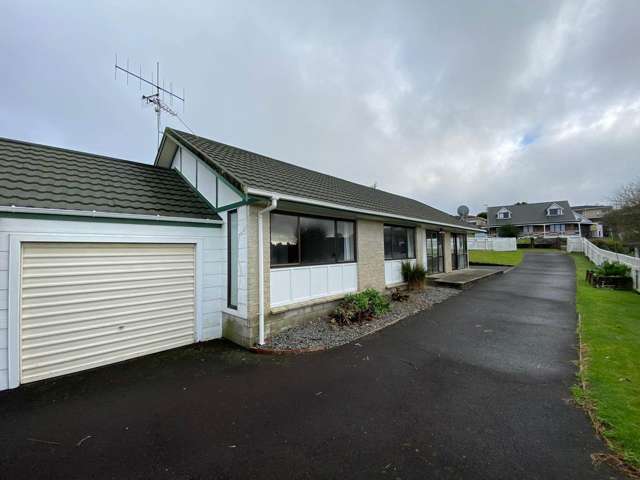 34 Heron Avenue East Matua_2