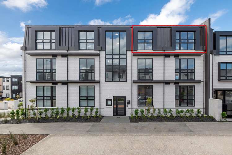 302/17 Pennant Street Long Bay_9