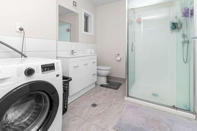 2/16 Fairway Drive Mount Roskill_5