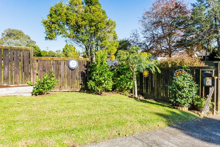 1/18 Tamahere Drive Glenfield_19