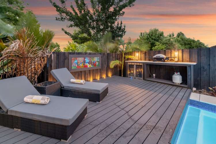 8 Caldera Close Pyes Pa_19